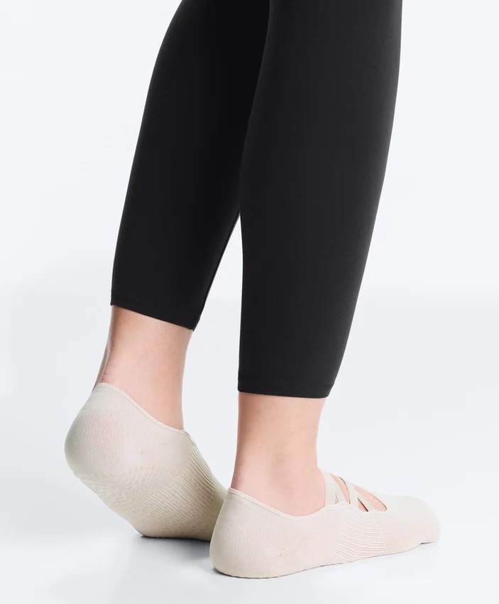 2 páry ponožek z polyamidové směsi na jógu a pilates s dvojitými pásky 2 páry ponožek z polyamidové směsi na jógu a pilates s dvojitými pásky