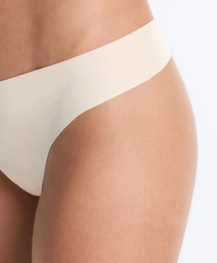 3 neviditelné tanga z bavlněné směsi 3 neviditelné tanga z bavlněné směsi