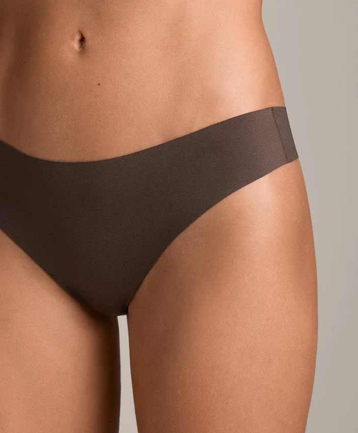 5 laserem řezaných tang z polyamidové směsi 5 laserem řezaných tang z polyamidové směsi