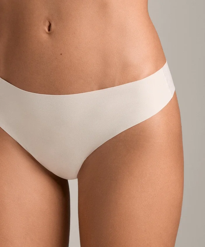 5 laserem řezaných tang z polyamidové směsi 5 laserem řezaných tang z polyamidové směsi
