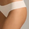 5 neviditelných brazilských kalhotek z polyamidové směsi Pantone™ 5 neviditelných brazilských kalhotek z polyamidové směsi Pantone™