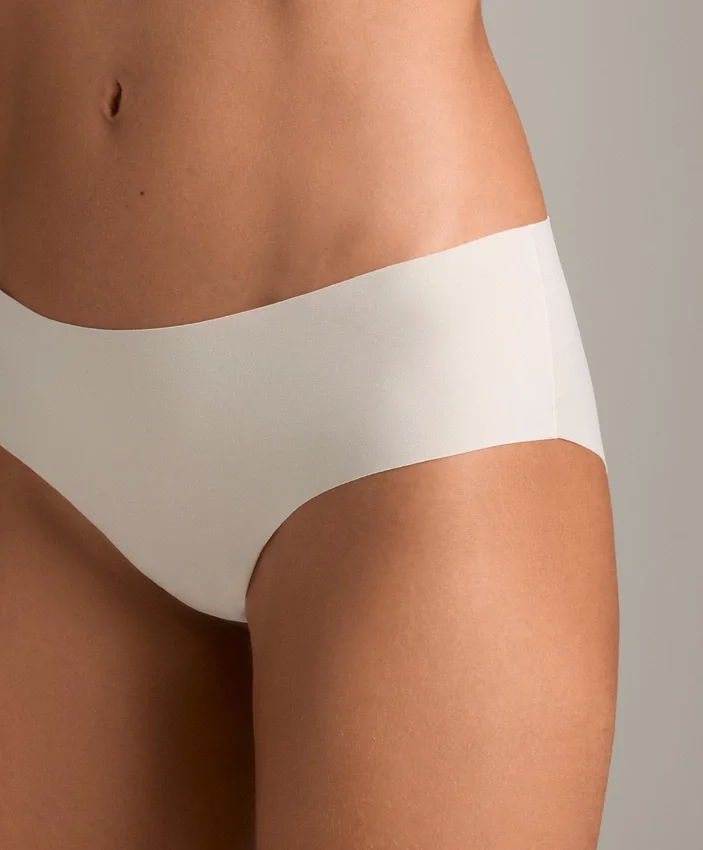 5 neviditelných kalhotek z polyamidové směsi 5 neviditelných kalhotek z polyamidové směsi