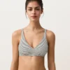 Žakárový bikini top s puntíky a zavázáním za krkem