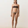 Bikiny bandeau s kontrastním lemováním Bikiny bandeau s kontrastním lemováním