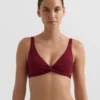 Bikiny s halterovým topem z žakárové látky s mini kostkovaným vzorem Bikiny s halterovým topem z žakárové látky s mini kostkovaným vzorem