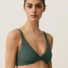 Bikiny s halterovým výstřihem v kostkovaném vzoru Bikiny s halterovým výstřihem v kostkovaném vzoru
