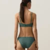 Bikiny s halterovým výstřihem v kostkovaném vzoru Bikiny s halterovým výstřihem v kostkovaném vzoru