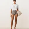Bikiny s vysokým pasem a hadím potiskem Bikiny s vysokým pasem a hadím potiskem
