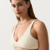 Bikiny s vázáním za krkem Bikiny s vázáním za krkem