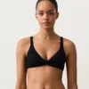 Bikiny s vázáním za krkem z piké Bikiny s vázáním za krkem z piké