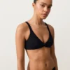Bikiny s vázáním za krkem z piké Bikiny s vázáním za krkem z piké