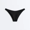Bikiny se středním krytím a výstřihem do U Bikiny se středním krytím a výstřihem do U