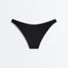 Bikiny se středním krytím a výstřihem do U Bikiny se středním krytím a výstřihem do U
