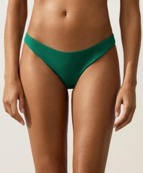 Bikiny se středním krytím a výstřihem do U z piké Bikiny se středním krytím a výstřihem do U z piké