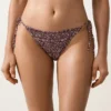 Bikiny se středním krytím a vázáním Bikiny se středním krytím a vázáním