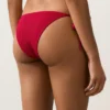 Bikiny se středním krytím a vázáním Bikiny se středním krytím a vázáním