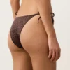 Bikiny se středním krytím a vázáním, s leopardím potiskem Bikiny se středním krytím a vázáním, s leopardím potiskem