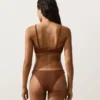 Bikiny se středním krytím, výstřihem do U a zvrásněnou látkou Bikiny se středním krytím, výstřihem do U a zvrásněnou látkou