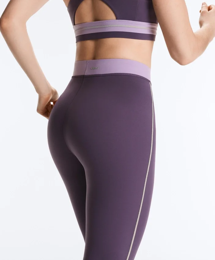 Compressive legíny s vysokým pasem a délkou 65 cm Compressive legíny s vysokým pasem a délkou 65 cm