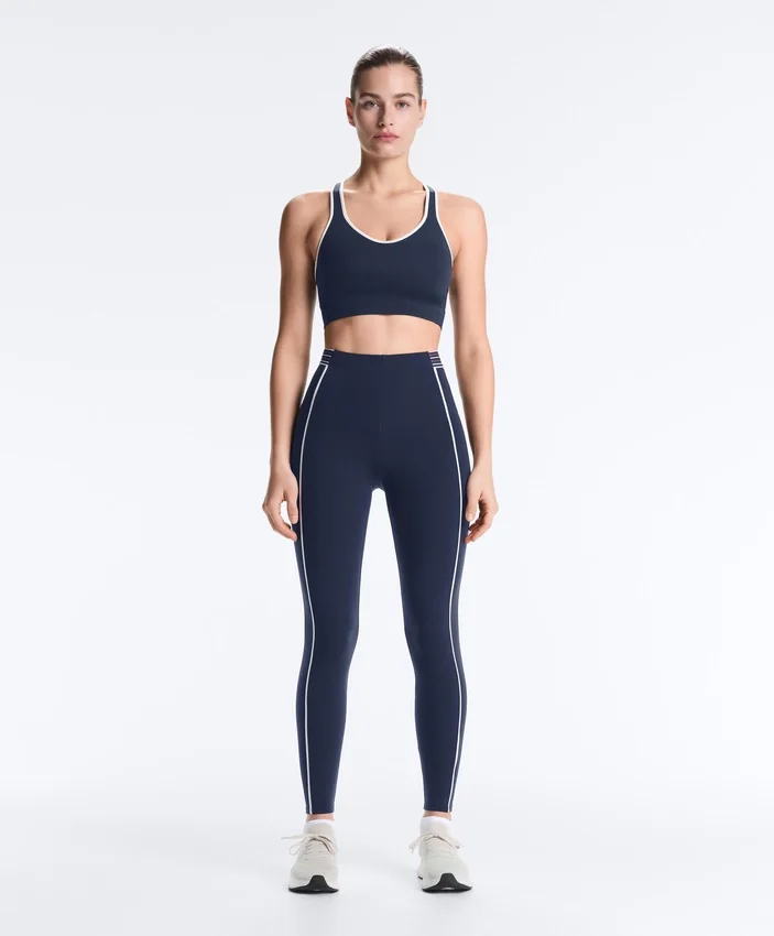 Compressive sportovní podprsenka se střední oporou a gumovými košíčky Compressive sportovní podprsenka se střední oporou a gumovými košíčky