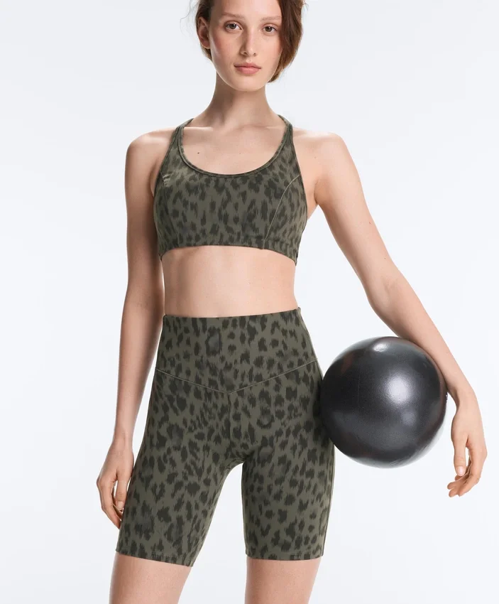 Cyklistické legíny Evermove s vysokým pasem 20 cm a leopardím potiskem Cyklistické legíny Evermove s vysokým pasem 20 cm a leopardím potiskem