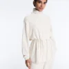 Dlouhá bundy s proužky, nastavitelným pasem a Soft Touch modálem Dlouhá bundy s proužky, nastavitelným pasem a Soft Touch modálem