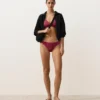 Geometrický žakárový bikini top s vázáním za krkem Geometrický žakárový bikini top s vázáním za krkem