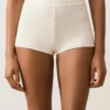 Háčkované bikiny s vysokým pasem a bublinkovou texturou Háčkované bikiny s vysokým pasem a bublinkovou texturou