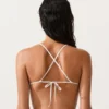 Háčkované pruhované trojúhelníkové topy pro bikiny Háčkované pruhované trojúhelníkové topy pro bikiny