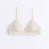 Háčkované trojúhelníkové bikiny s bublinkovou texturou Háčkované trojúhelníkové bikiny s bublinkovou texturou