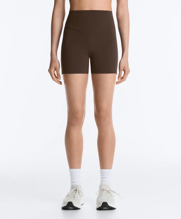 Kalhoty Comfortlux s vysokým pasem a délkou 10 cm Kalhoty Comfortlux s vysokým pasem a délkou 10 cm