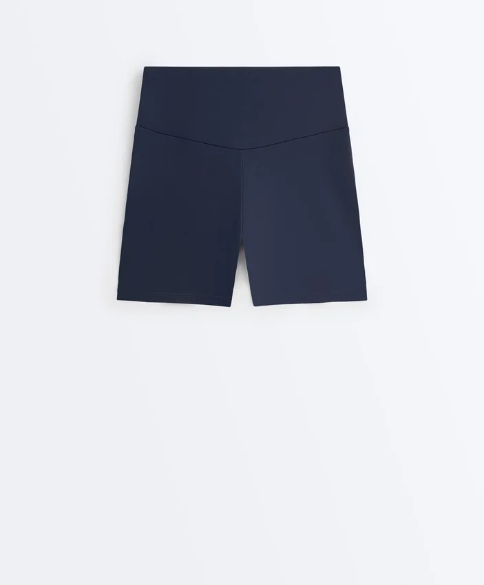 Kalhoty Comfortlux s vysokým pasem a délkou 10 cm Kalhoty Comfortlux s vysokým pasem a délkou 10 cm