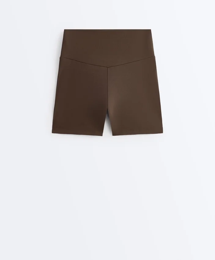 Kalhoty Comfortlux s vysokým pasem a délkou 10 cm Kalhoty Comfortlux s vysokým pasem a délkou 10 cm