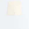 Kalhoty Comfortlux s vysokým pasem a délkou 10 cm s prolamovanými detaily Kalhoty Comfortlux s vysokým pasem a délkou 10 cm s prolamovanými detaily