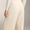 Kalhoty s rovnými nohavicemi a žebrováním po stranách z Soft Touch modalu Kalhoty s rovnými nohavicemi a žebrováním po stranách z Soft Touch modalu