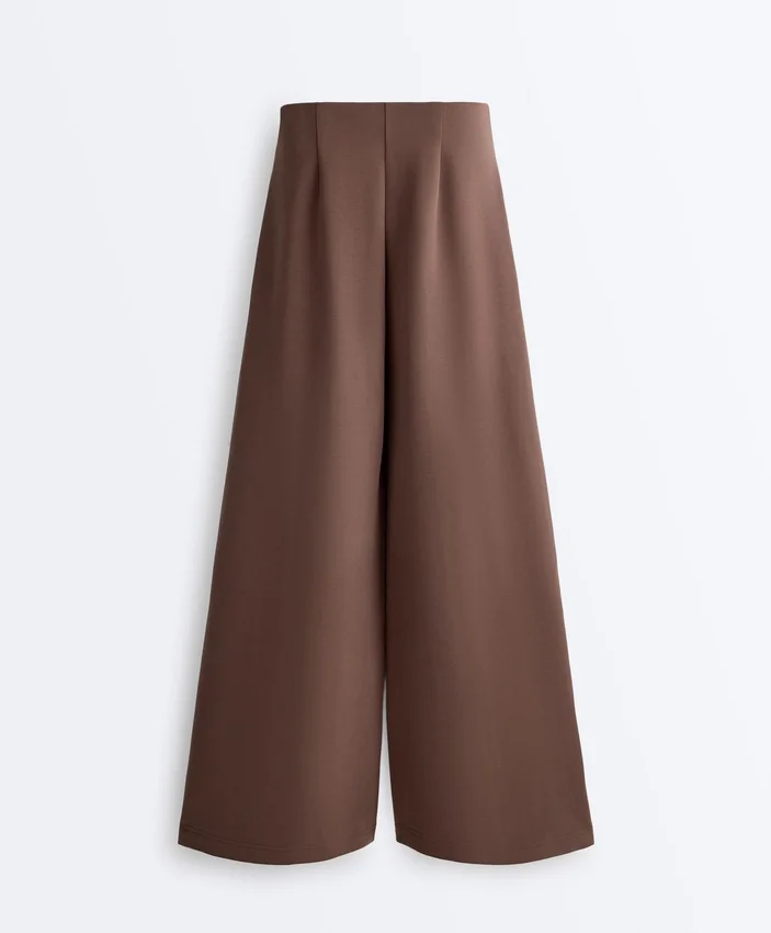 Kalhoty s rovnými nohavicemi z Soft Touch modalu a s lemováním Kalhoty s rovnými nohavicemi z Soft Touch modalu a s lemováním