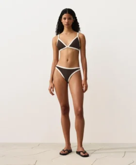 Trojúhelníkový bikini top s kontrastním lemováním