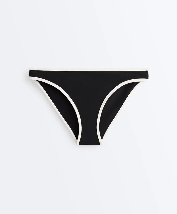 Klasické bikiny s kontrastním lemováním Klasické bikiny s kontrastním lemováním