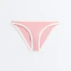 Klasické bikiny s kontrastním lemováním Klasické bikiny s kontrastním lemováním
