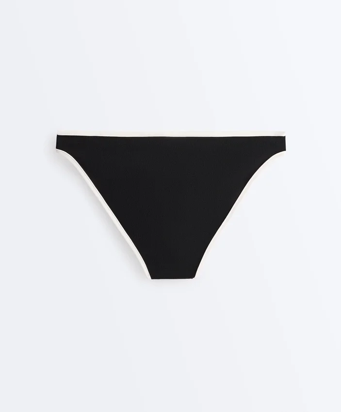Klasické bikiny s kontrastním lemováním Klasické bikiny s kontrastním lemováním