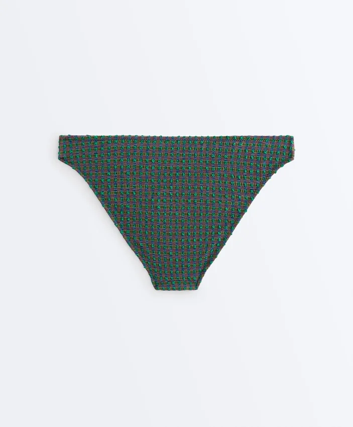 Klasické bikiny s kostkovaným vzorem v kalhotkách Klasické bikiny s kostkovaným vzorem v kalhotkách