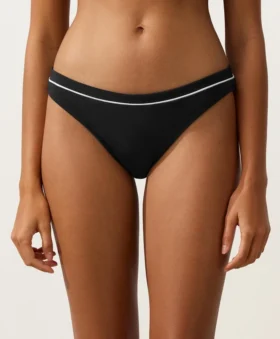Klasické bikiny s lemováním