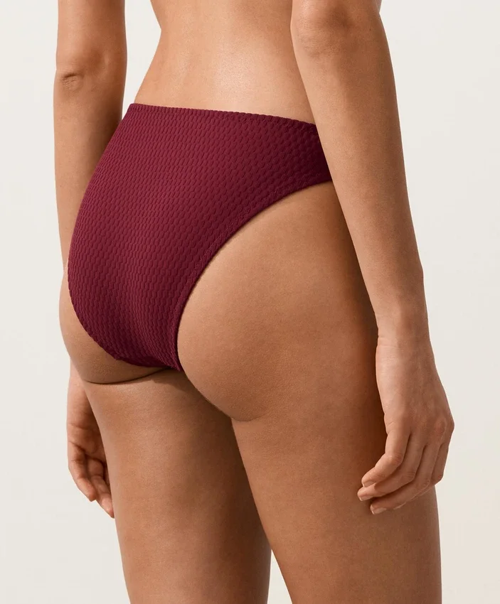 Klasické bikiny s mini kostkovaným žakárovým vzorem v podobě kalhotek Klasické bikiny s mini kostkovaným žakárovým vzorem v podobě kalhotek