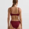 Bikiny s halterovým topem z žakárové látky s mini kostkovaným vzorem Bikiny s halterovým topem z žakárové látky s mini kostkovaným vzorem