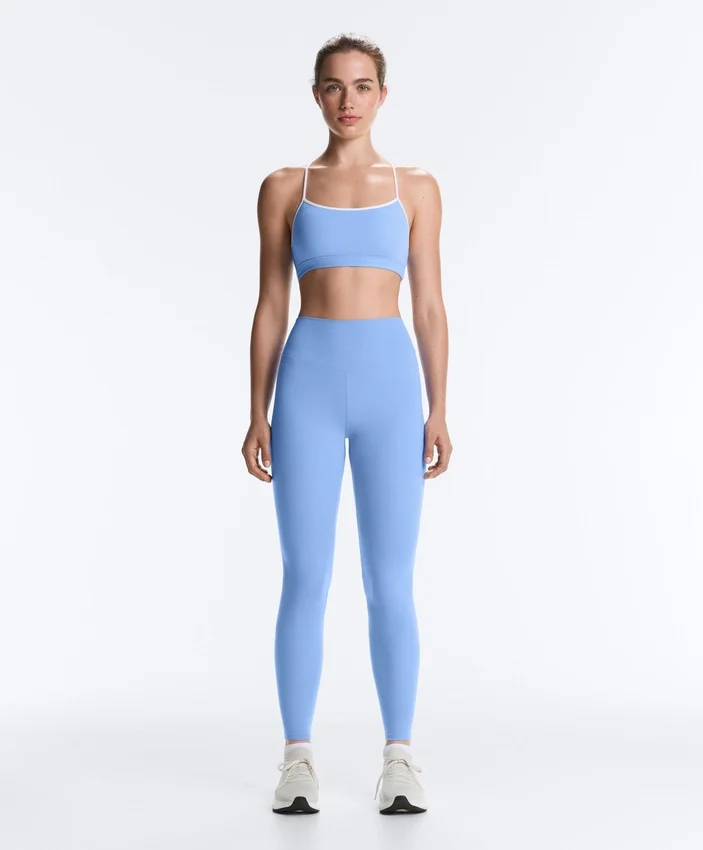 Sportovní podprsenka Comfortlux s lehkou oporou a lemováním Sportovní podprsenka Comfortlux s lehkou oporou a lemováním