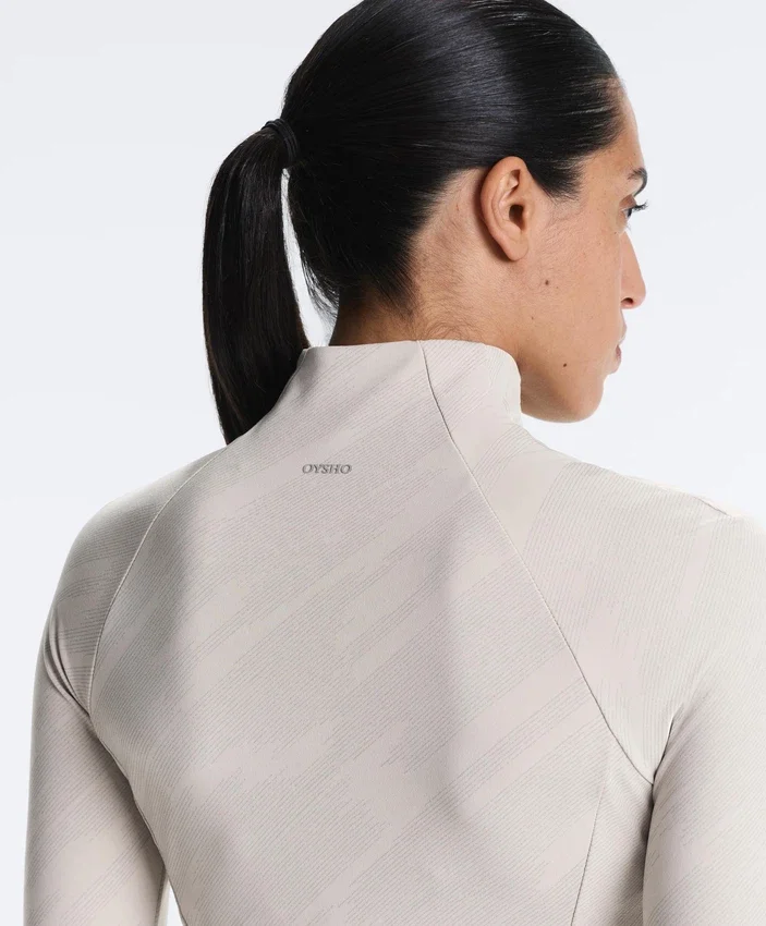 Lehká, teplá technická bunda s reflexními prvky Lehká, teplá technická bunda s reflexními prvky