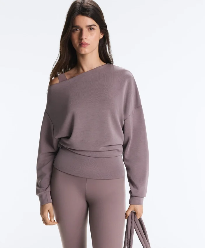 Mikina s asymetrickým výstřihem, nastavitelným pasem a Soft Touch modálem Mikina s asymetrickým výstřihem, nastavitelným pasem a Soft Touch modálem