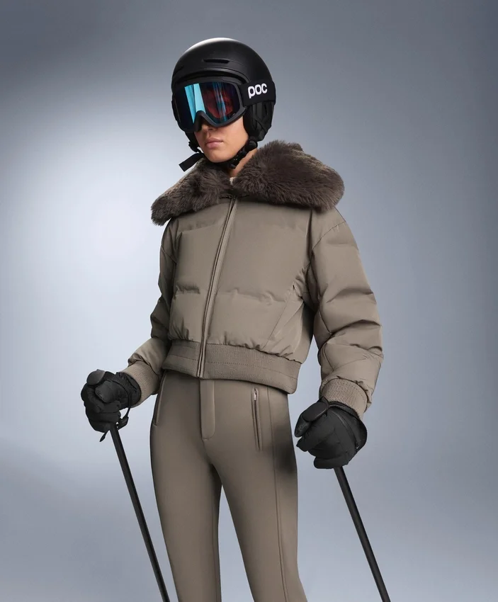 Minardi Piume Ski Voděodolná bundy z 80 % prachového peří a 20 % peří Minardi Piume Ski Voděodolná bundy z 80 % prachového peří a 20 % peří