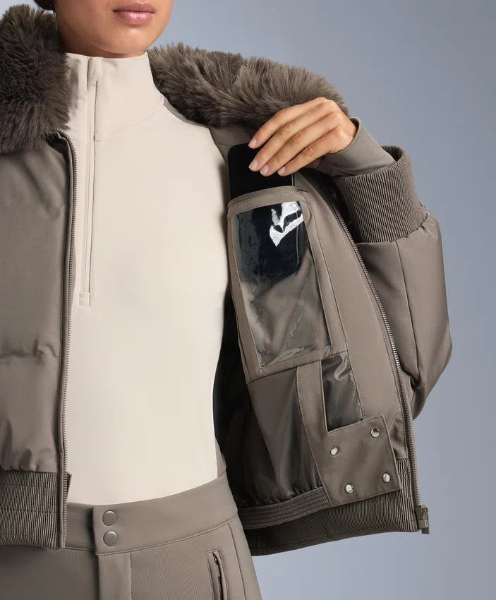 Minardi Piume Ski Voděodolná bundy z 80 % prachového peří a 20 % peří Minardi Piume Ski Voděodolná bundy z 80 % prachového peří a 20 % peří