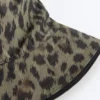 Nepromokavý klobouk s leopardím potiskem 10K Nepromokavý klobouk s leopardím potiskem 10K